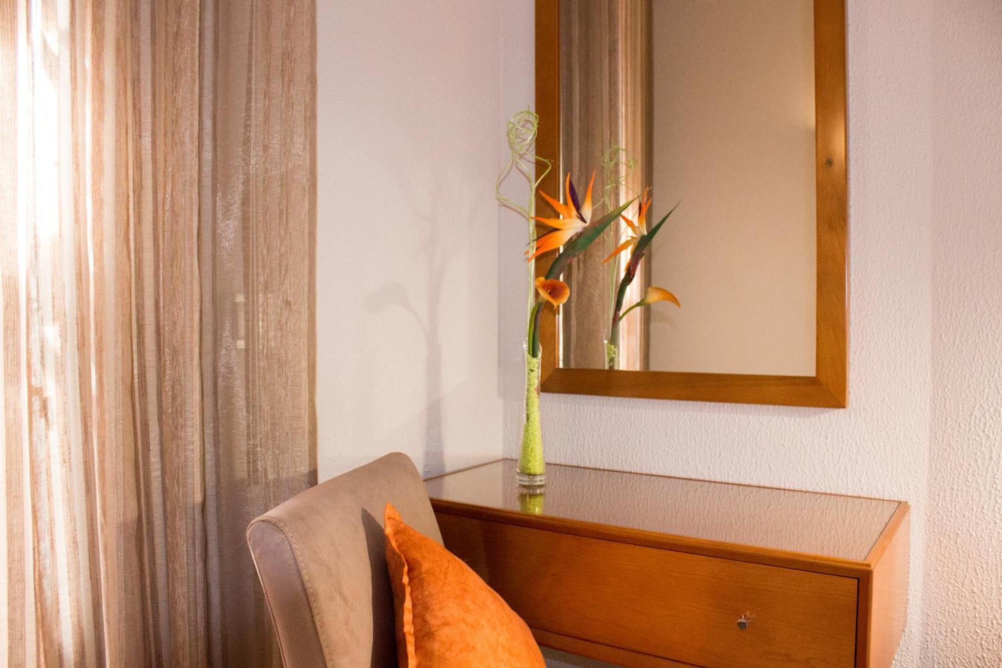 Lusitana Hotel Porto Eksteriør billede